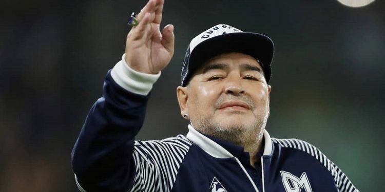 В Аргентині лікарів і медсестер Марадони судитимуть за вбивство