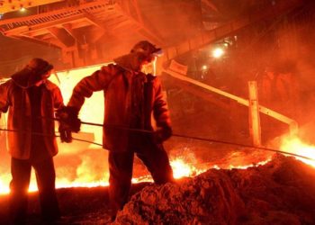 Випуск металургійної продукції в Україні скоротився майже вдвічі за 5 місяців