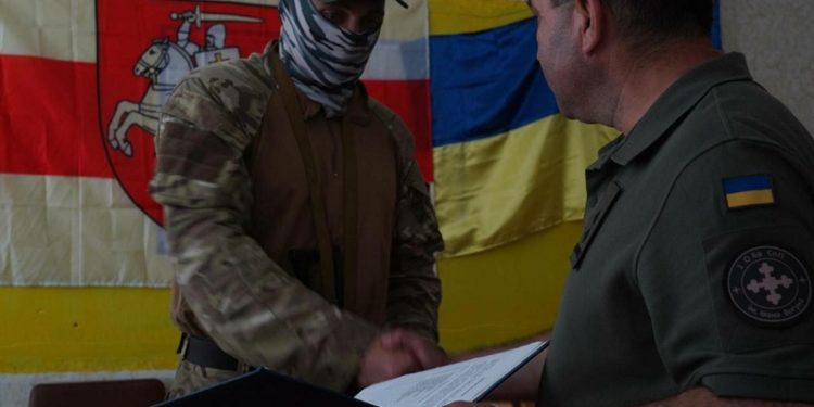 Бійці білоруського полку «Пагоня» прийняли присягу та офіційно вступили до ЗСУ (фото)