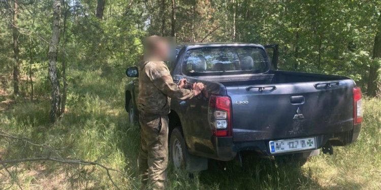 Хоче воювати на боці України: на Волині затримали білоруського прикордонника, який під обстрілами перейшов кордон