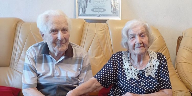 72 роки у шлюбі: вінничани Микола та Єлизавета Макаренки встановили рекорд України