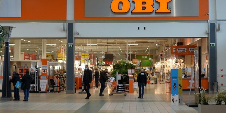 Німецька мережа будівельних супермаркетів продає бізнес у рф за один євро