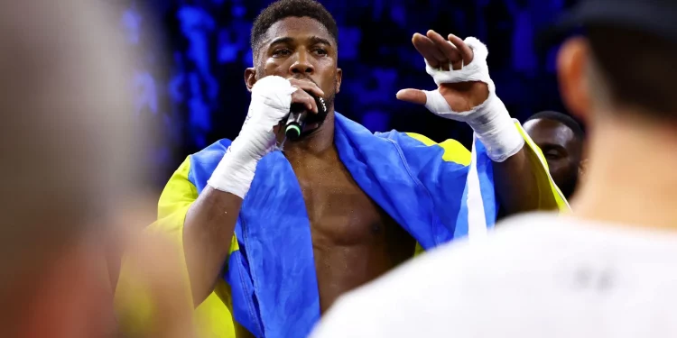 Після поразки у бою з Усиком британець Джошуа підтримав Україну