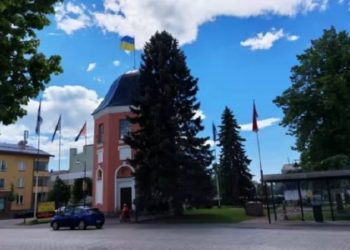 У фінському місті на кордоні з рф щодня лунатиме гімн України й підніматимуть український прапор