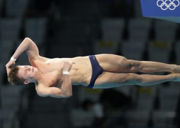 16-річний українець Олексій Середа став чемпіоном Європи-2022 у стрибках у воду з вишки