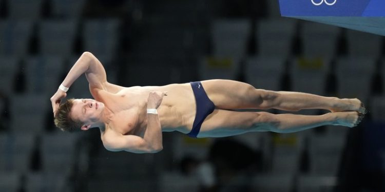 16-річний українець Олексій Середа став чемпіоном Європи-2022 у стрибках у воду з вишки