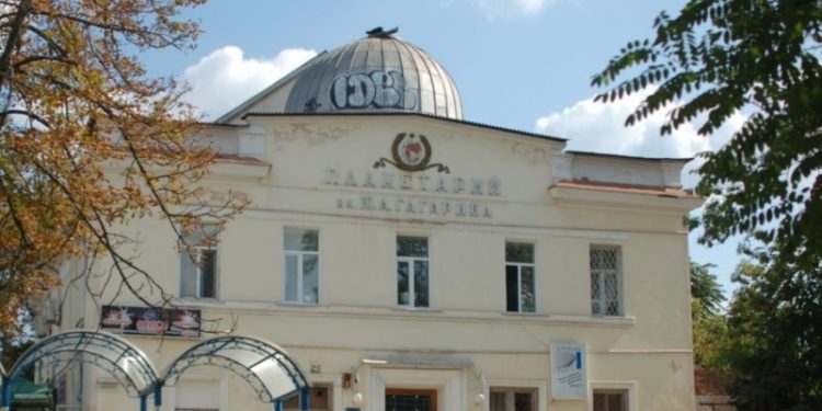 У Херсоні окупанти пограбували планетарій і захопили приміщення станції телекомпанії “Норма-4”