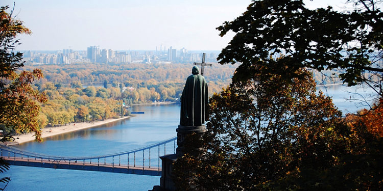 У Мережу виклали унікальне фото Володимирської гірки в Києві 150 років тому