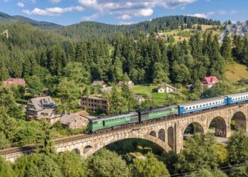 Поїзд Київ – Ясіня поновлює рух із 5 серпня