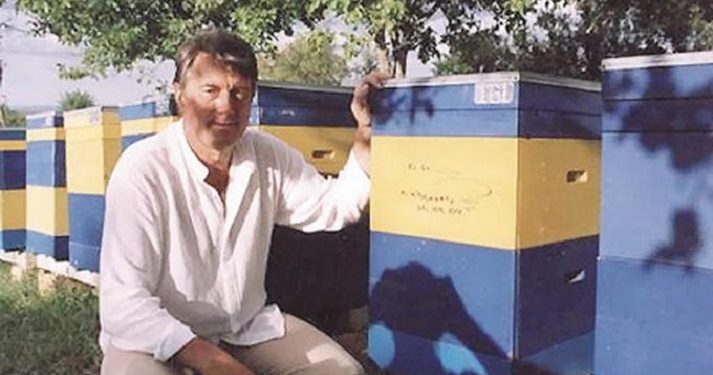 Ющенко передасть на передову мед, збіраний на батьківщині Шевченка й Бандери