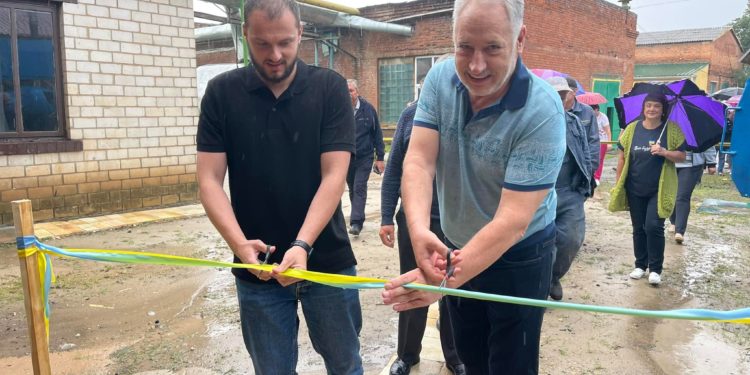 На Житомирщині поновив роботу склозавод (фото)