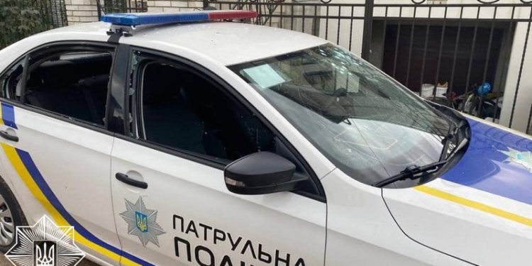 У Львові затримали чоловіка, який кидав гранатами у поліцейських (фото)