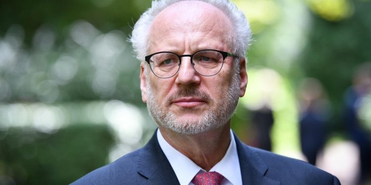 Президент Латвії запропонував надати місцевій православній церкві незалежність від московського патріархату