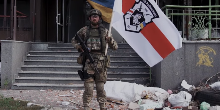 Український гурт “Тінь Сонця” переспівав “Меч Арея” білоруською і присвятив пісню полку Калиновського (відео)