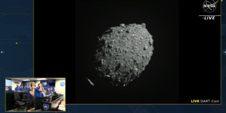 Американський зонд DART зіткнувся з навколоземним астероїдом у прямому ефірі (відео)