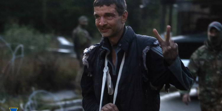 Захисників Маріуполя “Пташку” і Михайла Діанова звільнили з полону