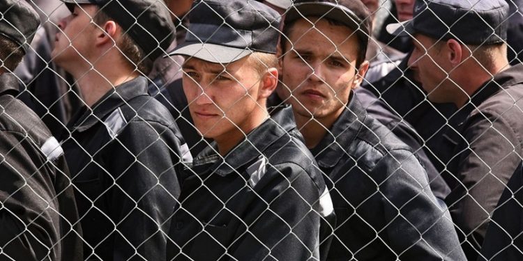 Засуджений за канібалізм росіянин підписав контракт і пішов воювати в Україну, – ЗМІ