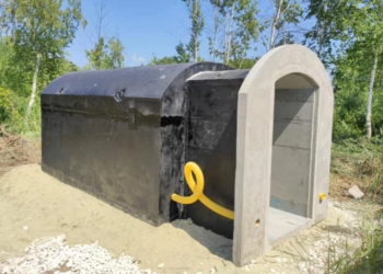 На Львівщині встановили перші модульні бетонні бункери