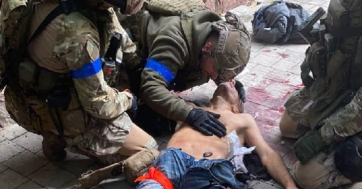 У Чернівцях затримали чоловіка, який застрелив поліцейську, затриманий помер (фото)