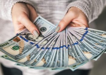 Українки в Польщі можуть отримати по $4 тис. на відкриття власної справи