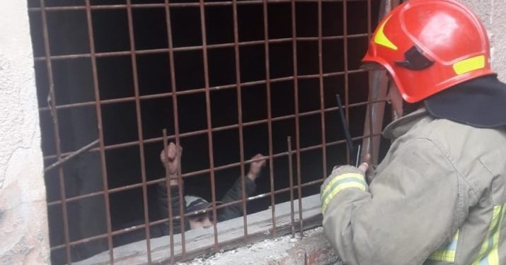 У Франківську 10-річний хлопчик впав у закинуту котельню (фото)