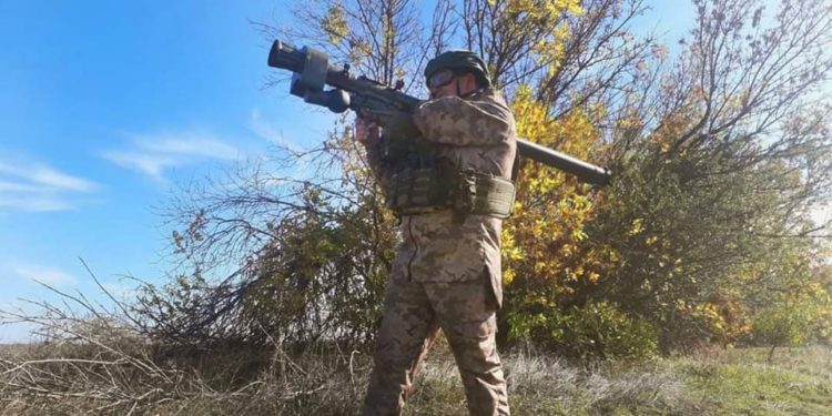 “Будь як Ярослав”: боєць бригади імені Пилипа Орлика збив чотири крилаті ракети з ПЗРК “Ігла”