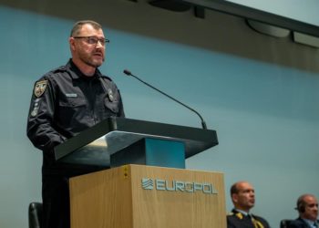 “Світ має знати правду про війну РФ проти України”, – голова Нацполіції Ігор Клименко виступив у Гаазі (фото)