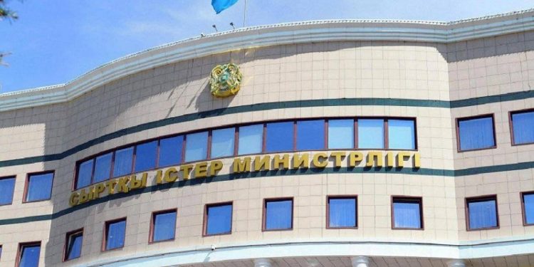 Казахстан відмовився висилати посла України на вимогу Росії