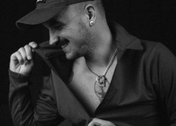 “Одягни котика”: воїни Сил оборони знялися у пікантній фотосесії (фото)