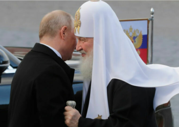 Патріарх Кирило закликав росіян два дні молитися за Путіна