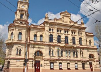 Окупанти вивезли культурний фонд Херсонської області до Сімферополя