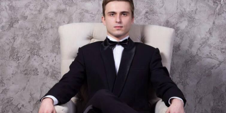 У бою під Бахмутом загинув 26-річний артист Київського театру оперети Вадим Хлуп’янець