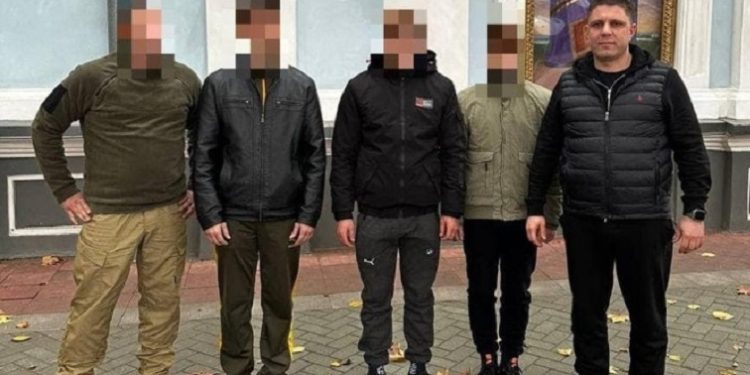 Групі українських морпіхів вдалося втекти з полону окупантів