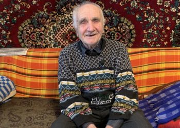 Пенсіонер з Буковини переказав армії 400 тис. грн і отримав орден від президента (відео)