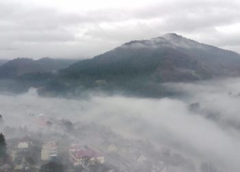 На Закарпатті розшукують чотирьох чоловіків, які загубилися у горах (відео)