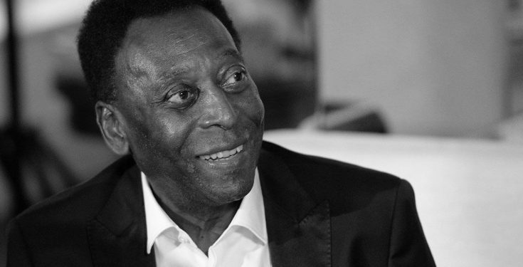 Легендарний футболіст Пеле помер