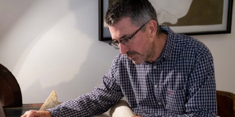 Британець виставив на аукціон титул сеньйора, щоб допомогти Україні