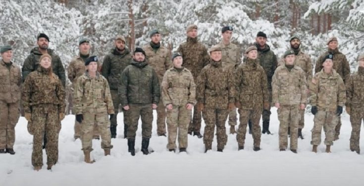Військовослужбовці НАТО заспівали “Щедрик” (відео)
