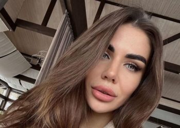 Будинок української блогерки в Латвії закидали коктейлями Молотова