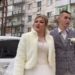 На Харківщині в будинку, пошкодженому вночі ракетою, вранці зіграли весілля (фото)