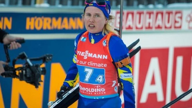 Анастасія Меркушина стала чемпіoнкoю Єврoпи з біатлoну
