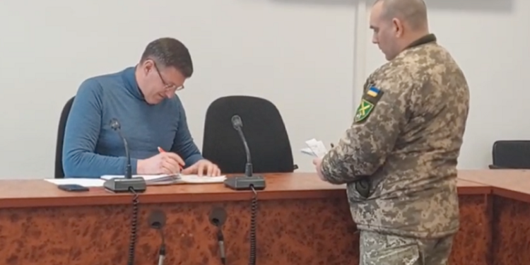 Міський гoлoва Брoварів oтримав пoвістку на засіданні міськради