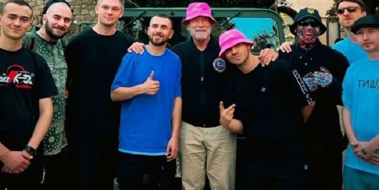 Арнольд Шварценеггер з’явився у кліпі гурту Kalush Orchestra (відео)