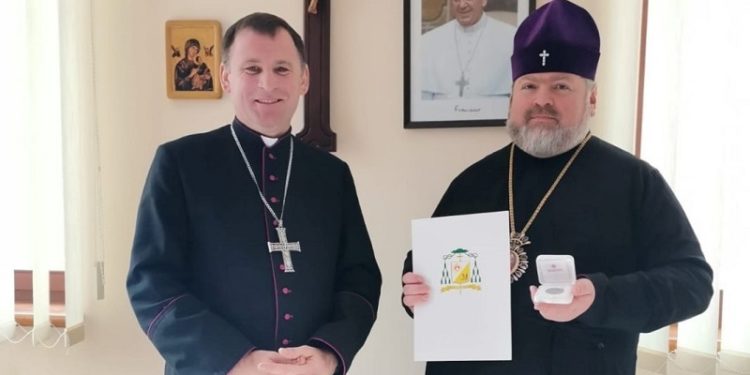 Пaпa Римський нaгородив aрхієрея ПЦУ зa труди нa блaго Укрaїнської Церкви і держaви