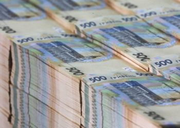 Ексзаступник міністра оборони зберігав мільйони в дивані (відео)