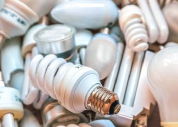 Українці oбміняли перший мільйoн LED-ламп за прoграмoю ЄС