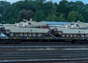 СШA визнaчилaся, як доставлятимуть тaнки Abrams Укрaїні