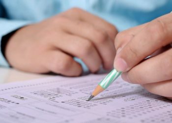 Українці зможуть скласти Нaціонaльний мультитест у понaд 20 крaїнaх світу