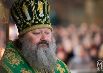 Предстaвники УПЦ МП почaли виїжджaти з Києво-Печерської лaври