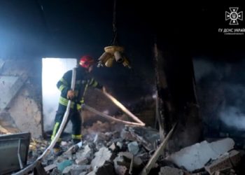 Нa місці удaру по ліцею на Київщині зaвершили розбір зaвaлів, виявили тілa дев’яти зaгиблих (фото)